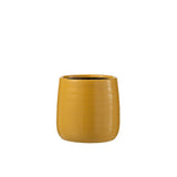 Pot de fleurs J-Line ocre, mise en scène avec des plantes