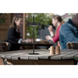 Lampe de table de batterie LED magnétiquement "Ella" pour l'extérieur et à l'intérieur, en métal et en plastique en noir, 35 cm de haut