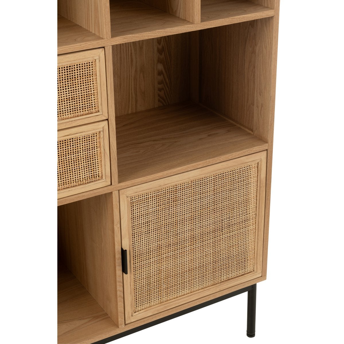 Armoire J-Line sur fond neutre