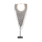 Le Collier de Perles Tribal sur Support - Noir Blanc