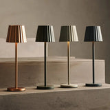 Lot de 4 lampes de table rechargeables avec station de recharge Maya gris pierre