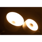 Lampe J-Line en métal blanc - détail du matériau