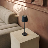 Lampe de table nervurée gris pierre Maya