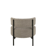 Chaise longue J-Lounge dans un salon contemporain, ambiance chic.