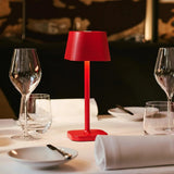 Lampe de table rechargeable rouge Ava Berry
