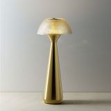 Détail de la lampe Mushlampio montrant son variateur de lumière