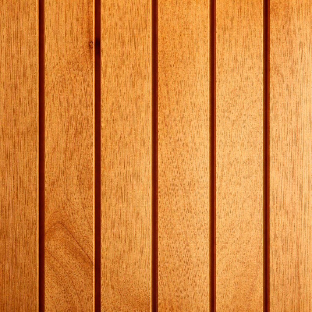 Vue d'ensemble de la lampe Nadine sur une table moderne