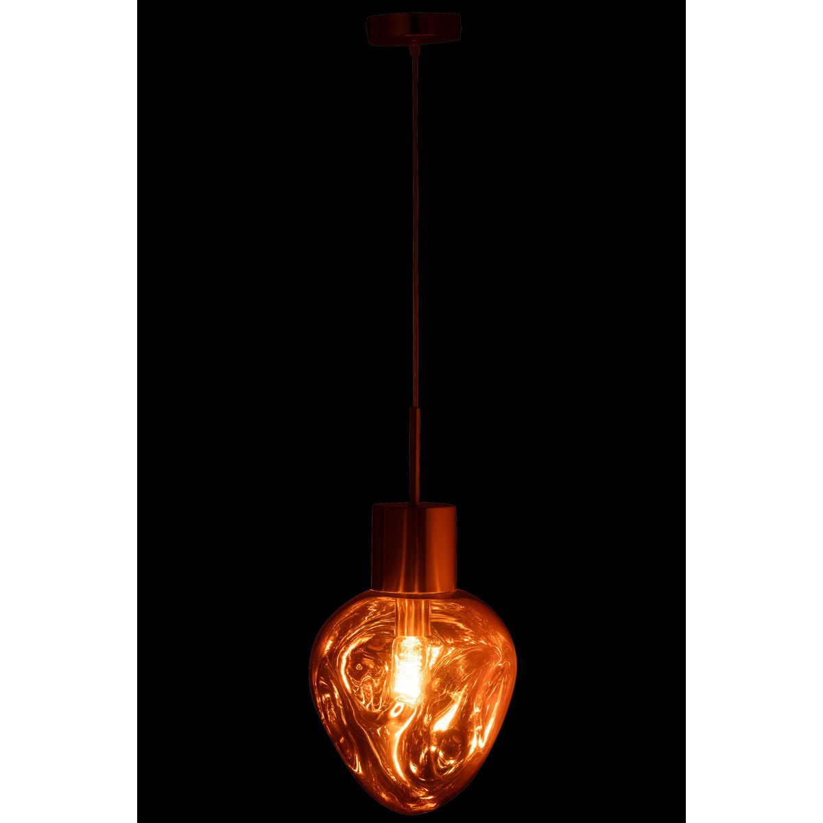 Lampe suspendue J-Line, mise en situation dans un salon moderne