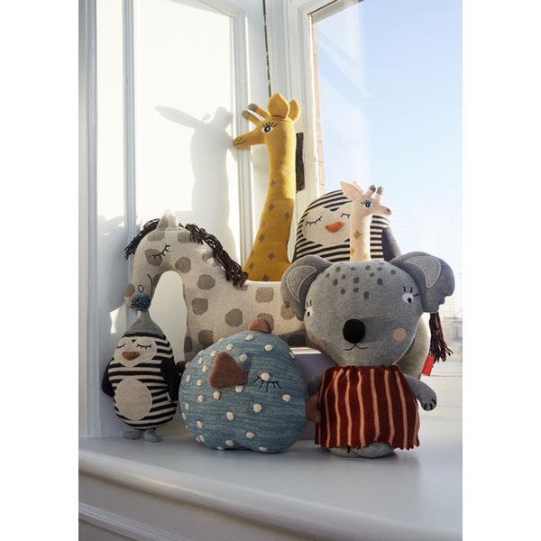 Détails du Bébé Bob Pingouin OYOY - Peluche en coton, rembourrage doux