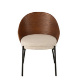 Détail du design moderne de la chaise Lone J-Line.