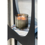 Bougie J-Line Olive & Encens sur une table décorée