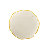 Détail du coussin Smiley Tufted J-Line, texture en coton