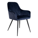 Chaise Harbo en velours bleu avec pieds en métal noir, vue de face
