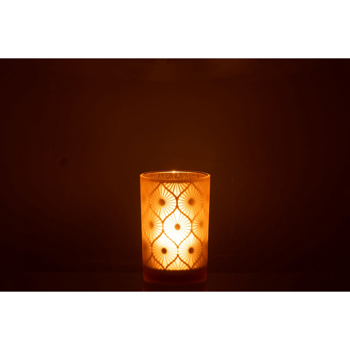 Détail du verre du bougeoir J-Line, design élégant