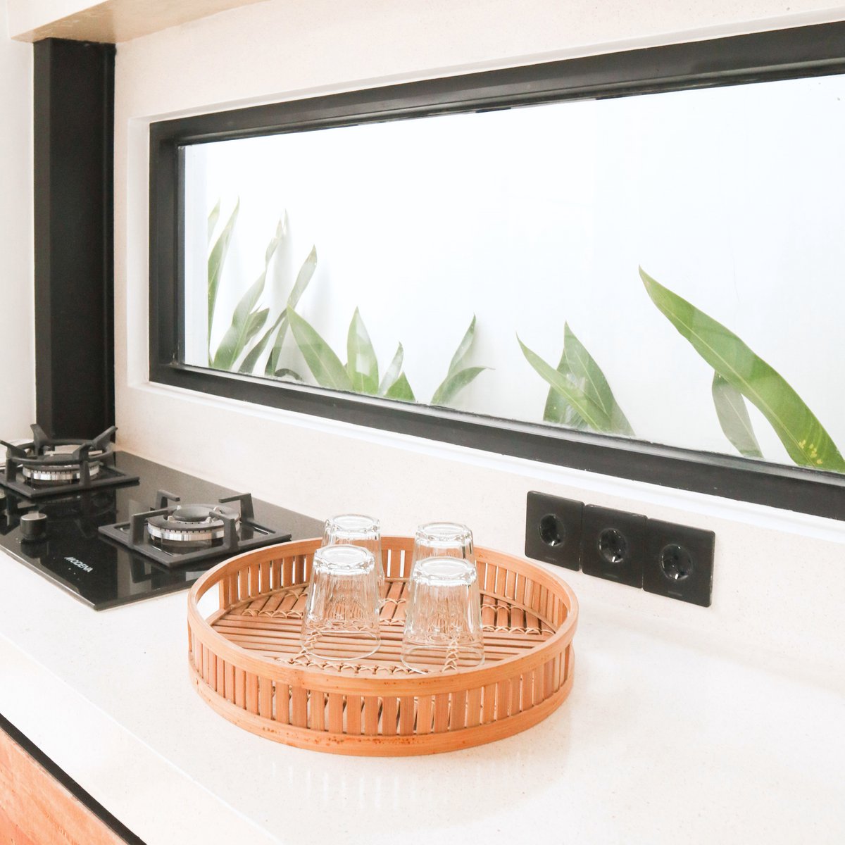 Plateau décoratif en bambou Plateau de service rond Ø 40 cm SENAYAN