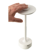 Ambiance chaleureuse avec la lampe J-Line Touch allumée