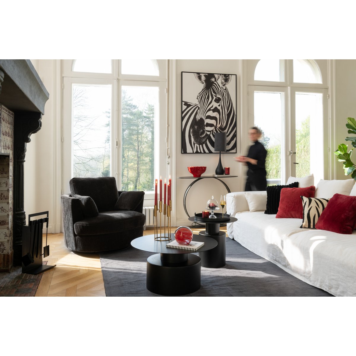 Ambiance chic avec la toile zèbre J-Line - décoration murale