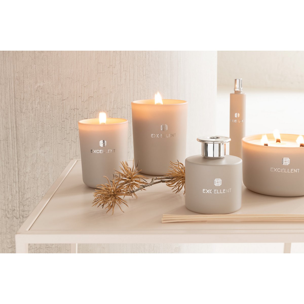 Flacon de parfum d'ambiance J-Line en lumière naturelle