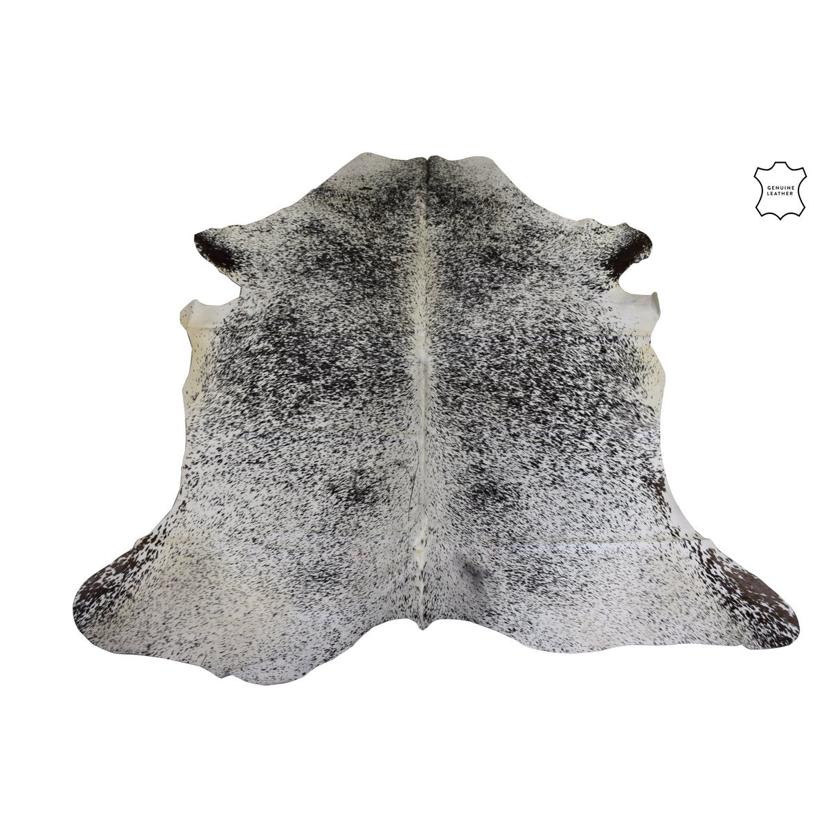 Détail du motif noir et blanc du tapis en cuir de vache