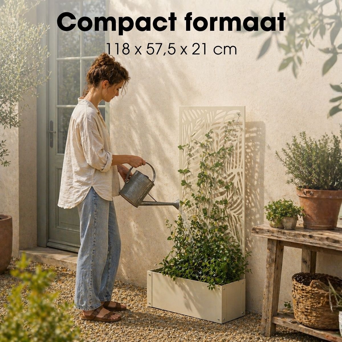 Vue latérale du support Sapri, parfait pour les plantes grimpantes