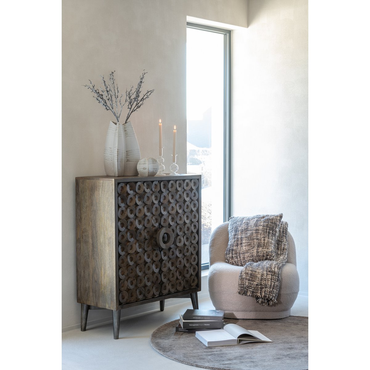 Bougeoir J-Line Balls, gros plan sur le design moderne