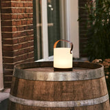 Lampe de table rechargeable en bois marron foncé Avery