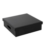 Détail du coffret J-Line en cuir artificiel noir