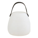 Vue rapprochée de la lampe LED Derry allumée