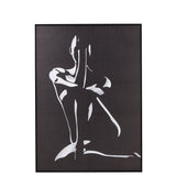 Décoration murale Femme installée dans un salon moderne