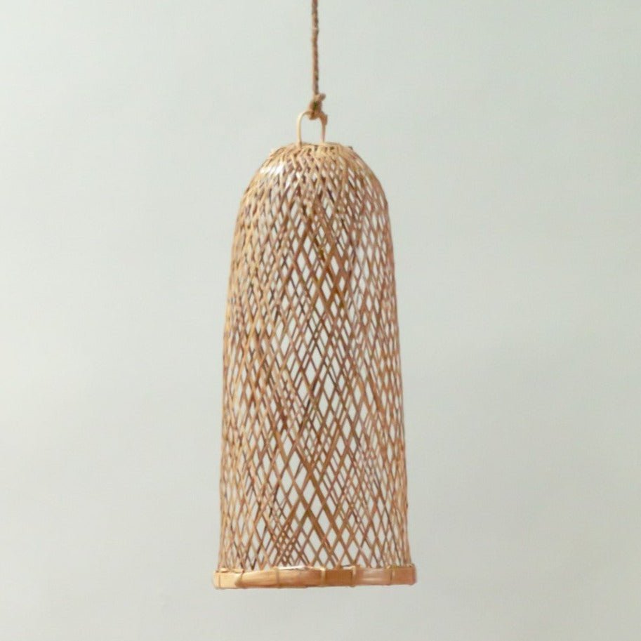 Lampe en bambou CAMAYA avec abat-jour tissé naturel