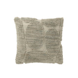 Coussin J-Line Stone Motif placé dans un salon chic et contemporain