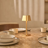 Lampe de table rechargeable Ava dorée
