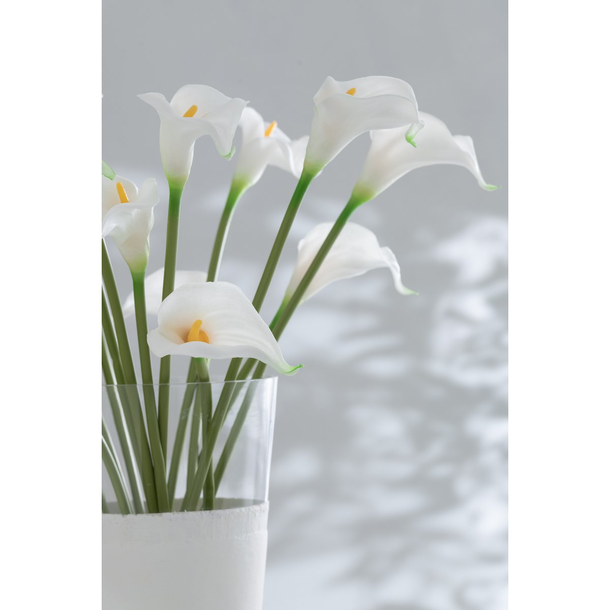 Boîte Calla Lily J-Line, mise en scène dans un salon