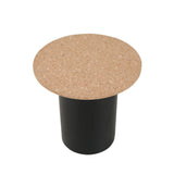 Disposition des tables d'appoint dans un intérieur élégant