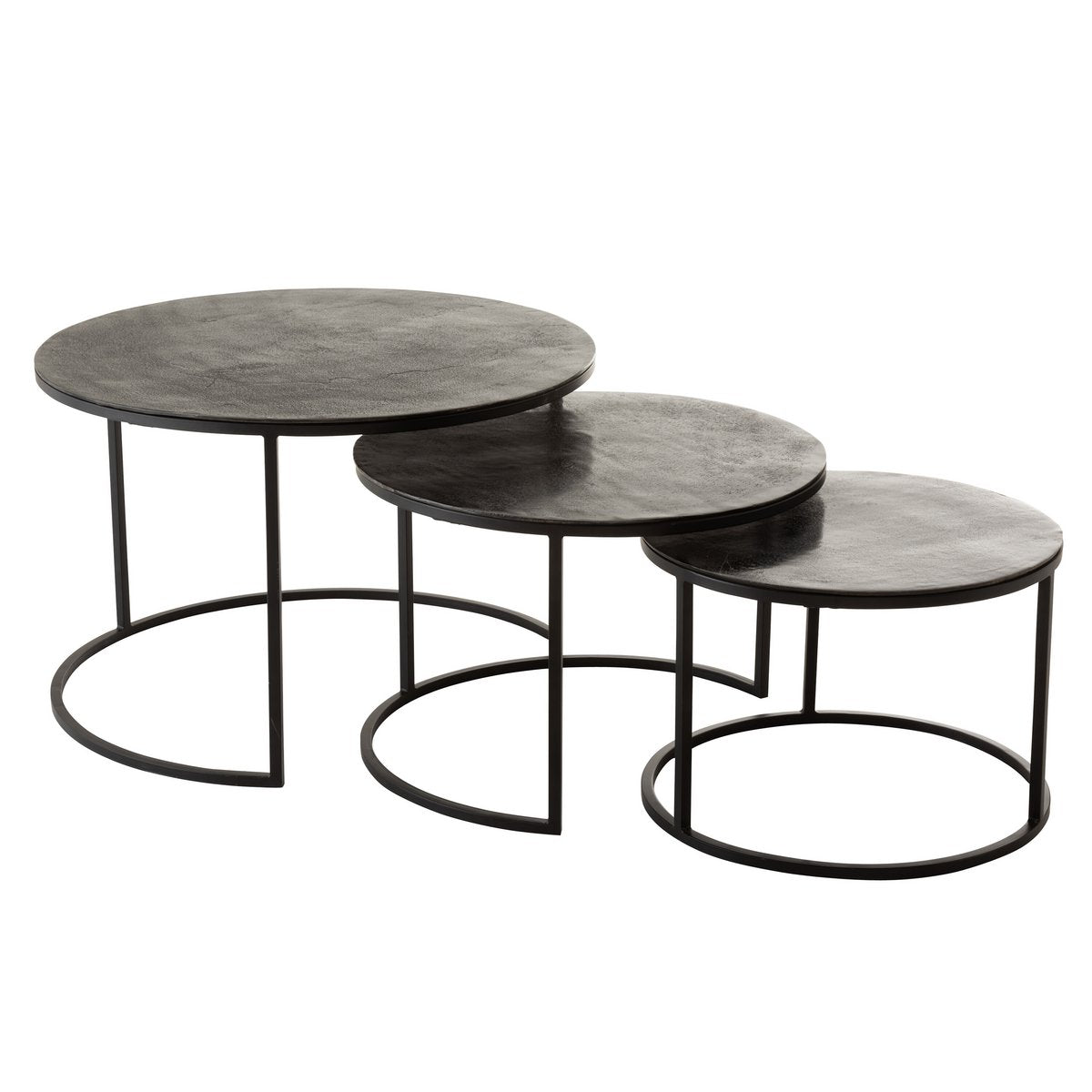 Ambiance industrielle avec la table J-Line Round Oxidize dans un décor minimaliste