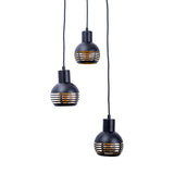 Lampe suspendue légère à 3 places "Casco" en métal en noir et or, avec des versions E27. Éclairage élégant pour le salon, la salle à manger ou la cuisine.