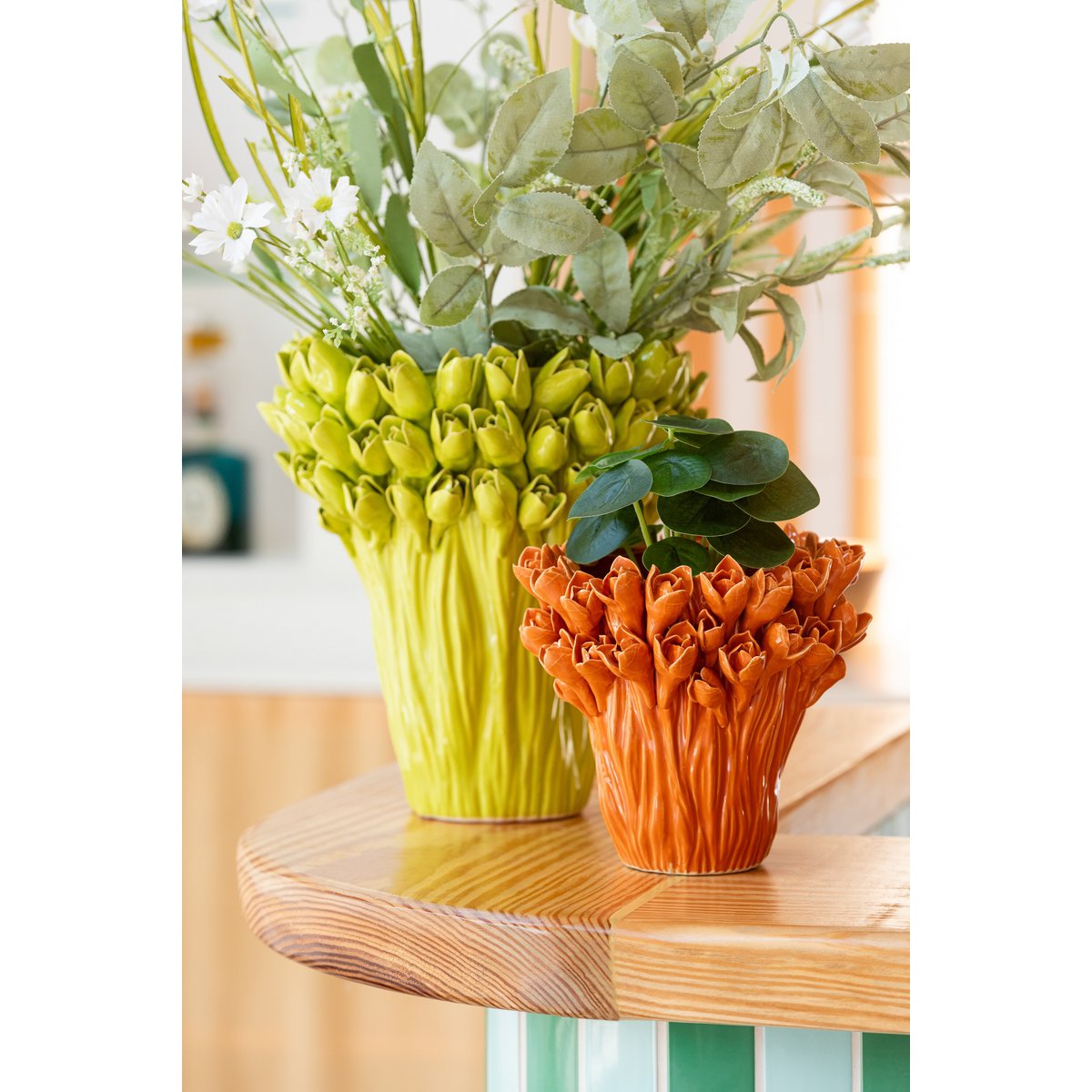 Vase Ambrosia J-Line en céramique orange, élégant et moderne