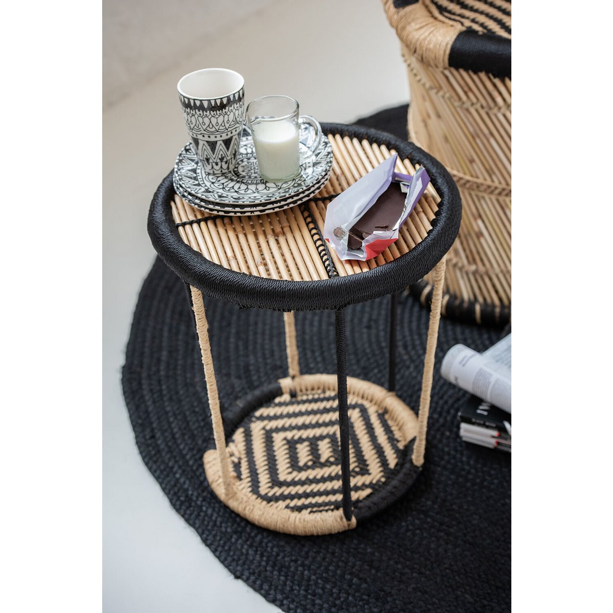 Détail de la carafe J-Line Ella, design élégant
