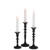 Bougeoir J-Line Classic en aluminium noir, vue de face avec trois pièces élégantes
