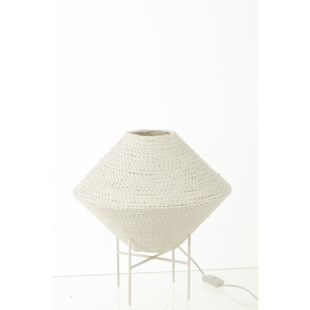 Ambiance chaleureuse avec la lampe à suspension J-Line Ufo Raffia