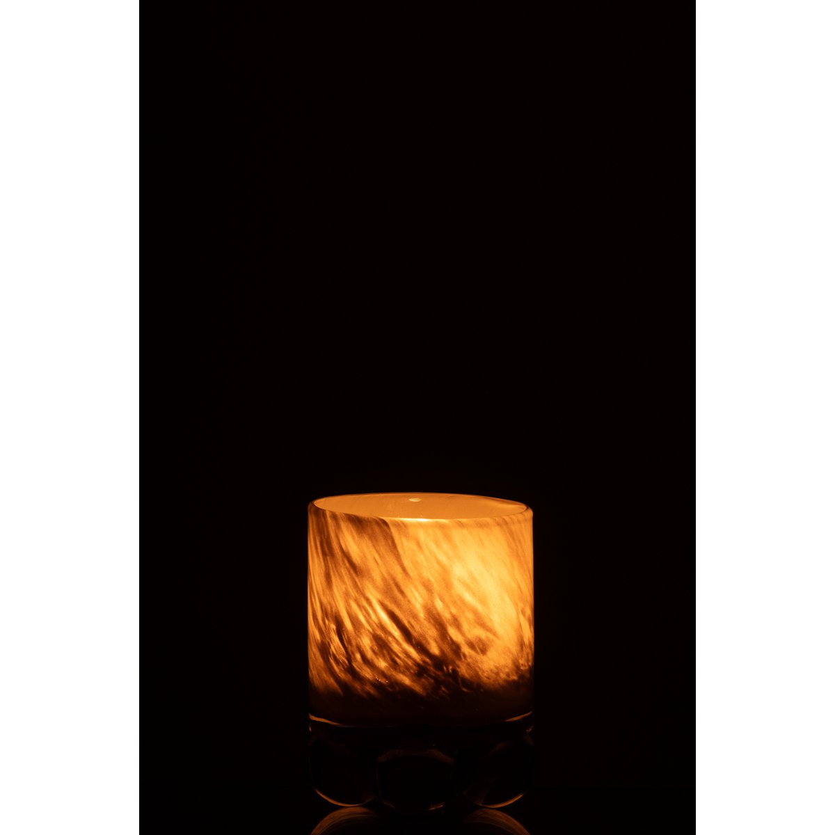 Photophore sur boules en verre vert, parfait pour une ambiance cosy.