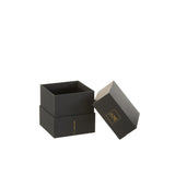 Détail du verre marron de la bougie Noa, style scandinave