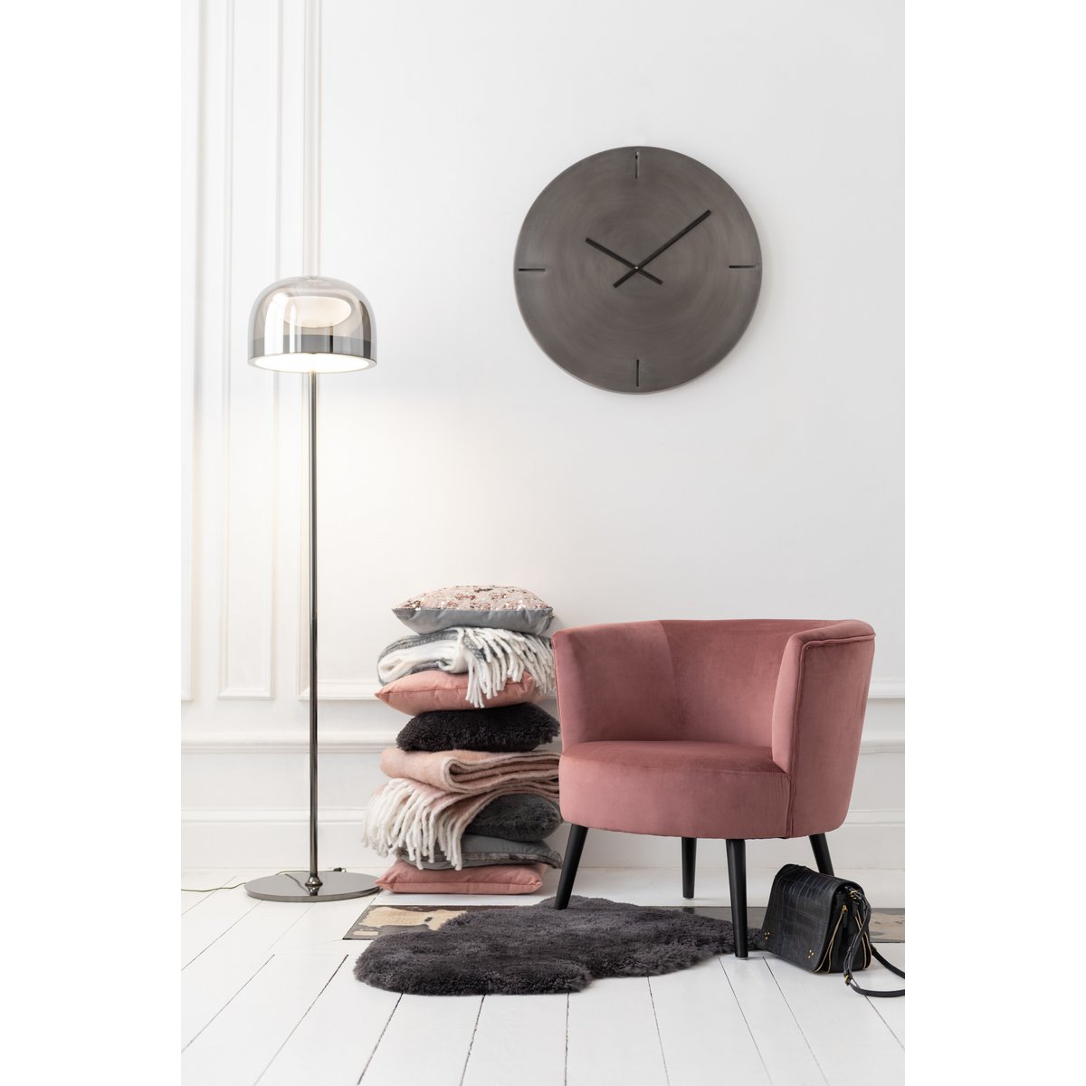Tapis de sol J-Line en peau de mouton gris foncé, vue d'ensemble
