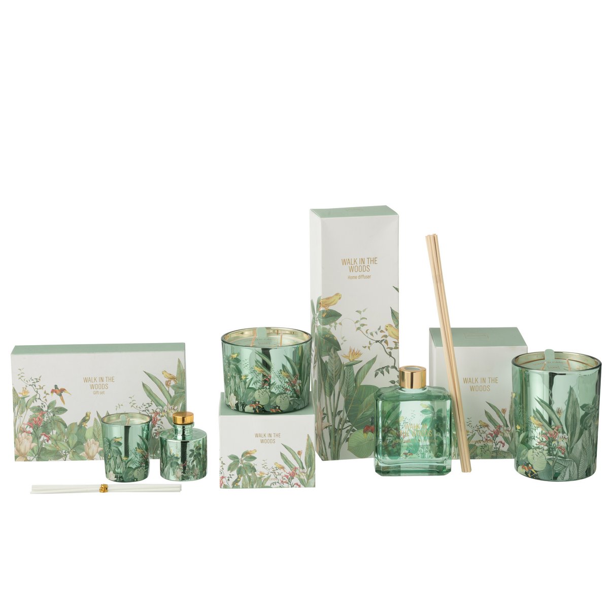 Détails de la bougie J-Line, illustrant sa texture en bois et sa couleur argentée