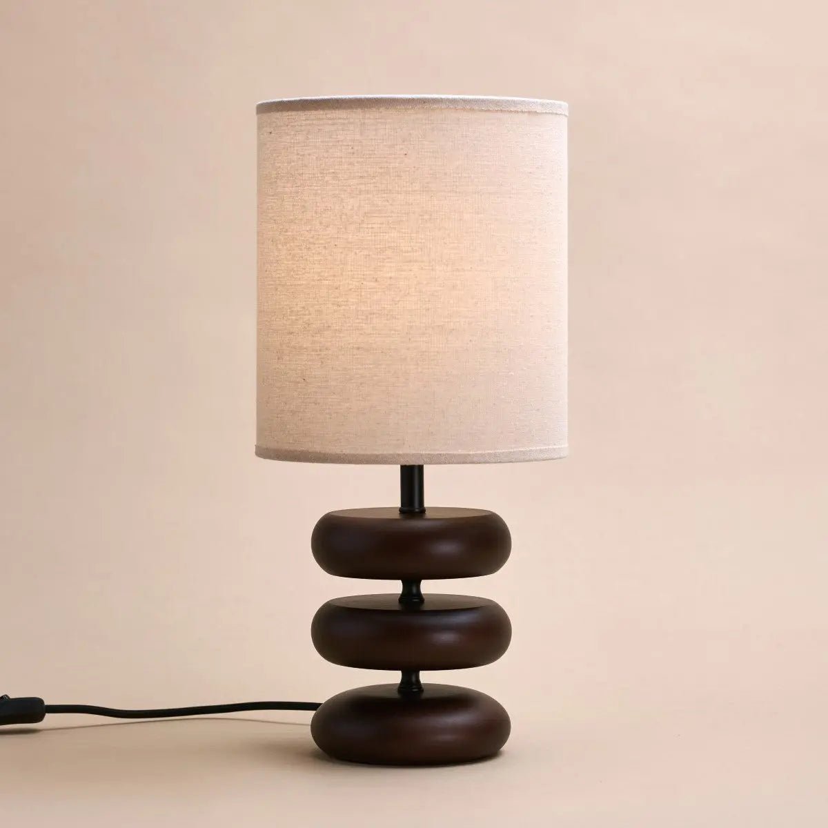 Lampe de table en bois marron foncé Lara