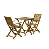 Table en bois d'acacia avec finition pré-huilée