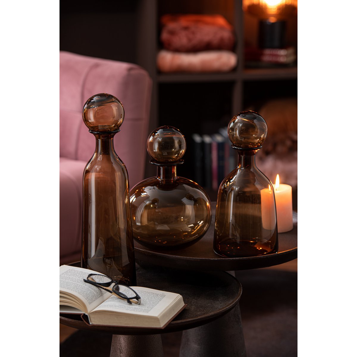 Vue latérale de la décoration Botte J-Line en verre