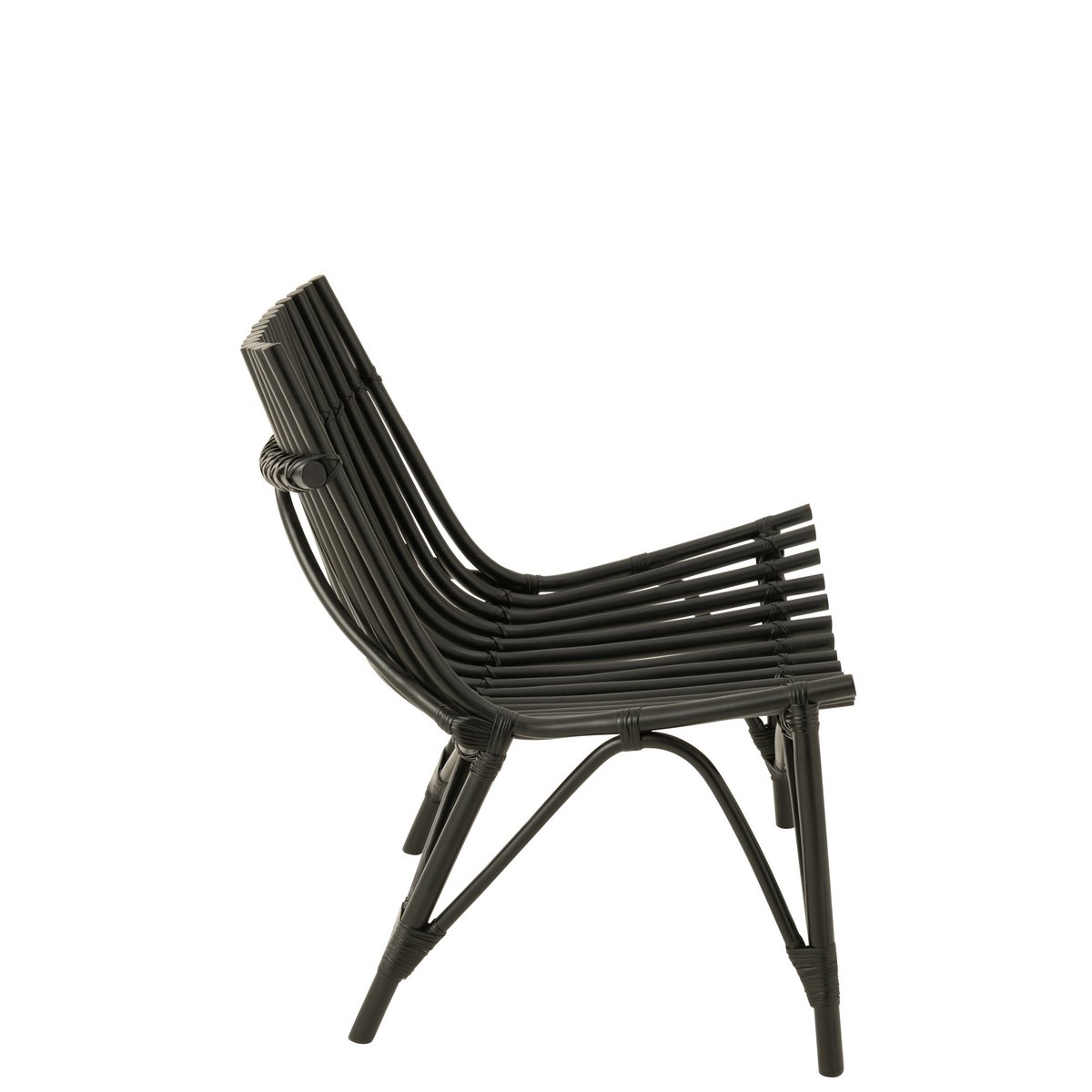 Détail du tissage en rotin de la chaise J-Line