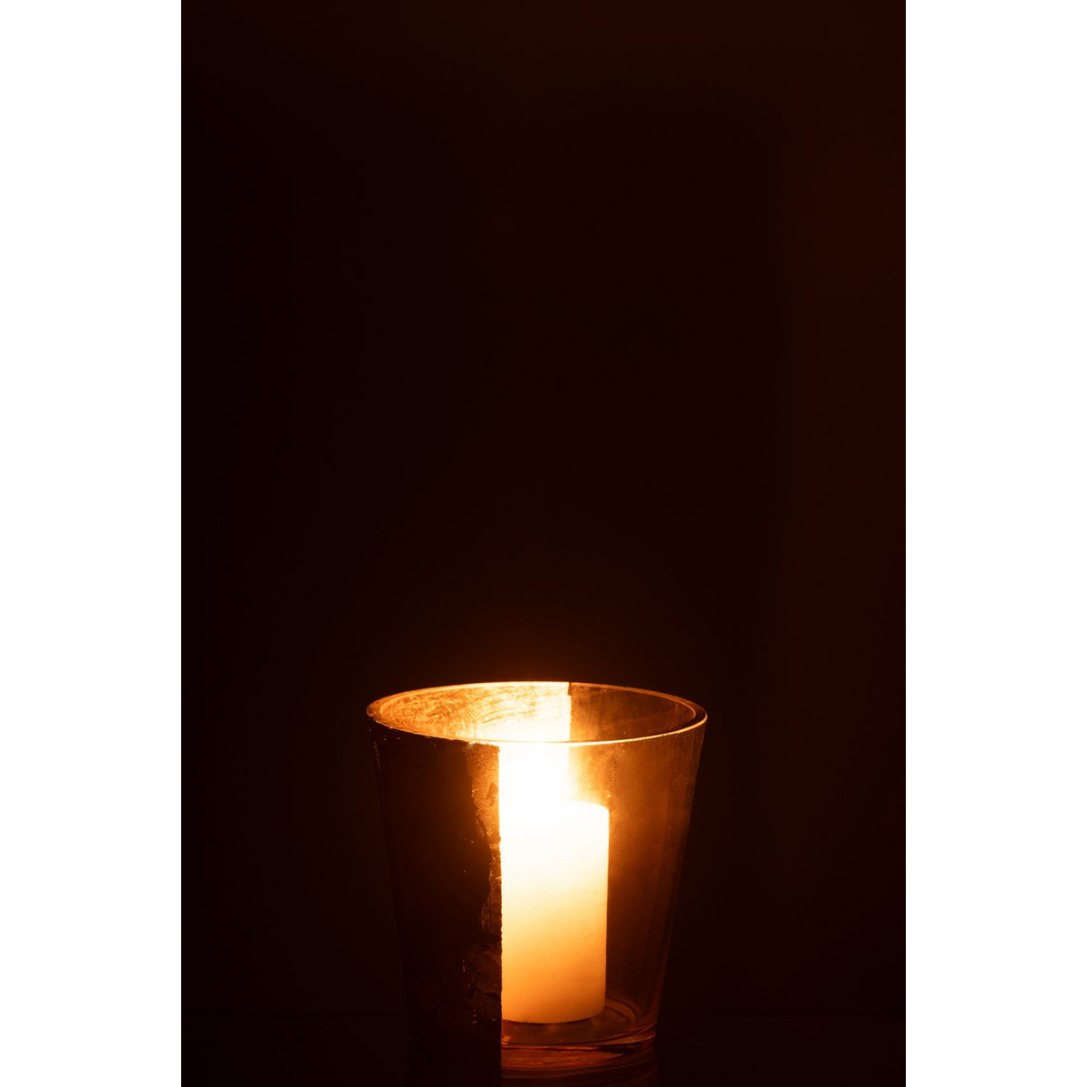Détail de la lanterne J-Line, verre transparent et doré