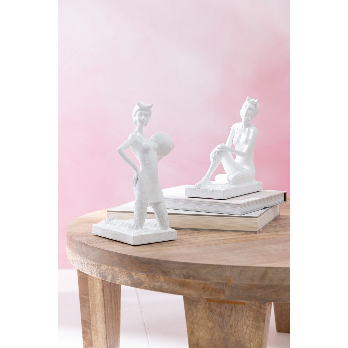 Zoom sur la finition naturelle de la table J-Line